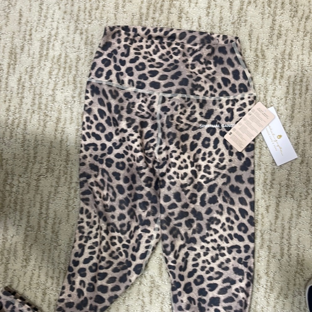 Spiritual gangster, Legging
